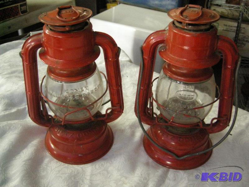 lot 89 image: 2 Dietz Comet 9 lanterns