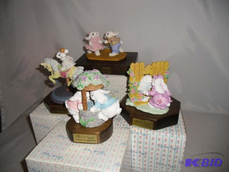 Musical Limited Edition Signed Patchville Bunnies in Boxes Lot #6