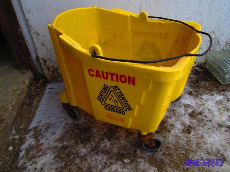 Commercial heavy weight Mop bucket...