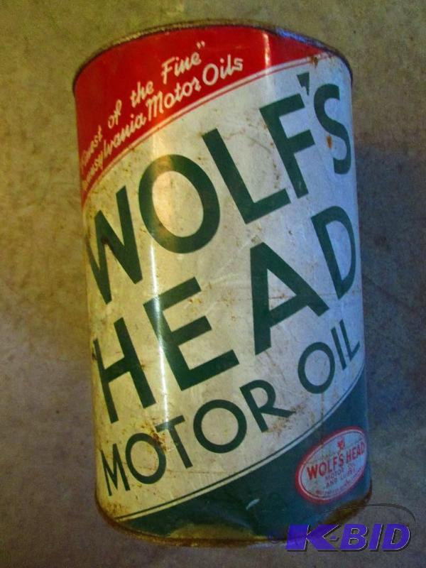 Vintage Wolfs Head motor oil can...