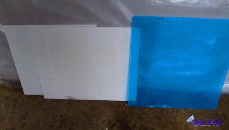 3 white 22 x 20 and 1 clear 24 x 24 inch plex...