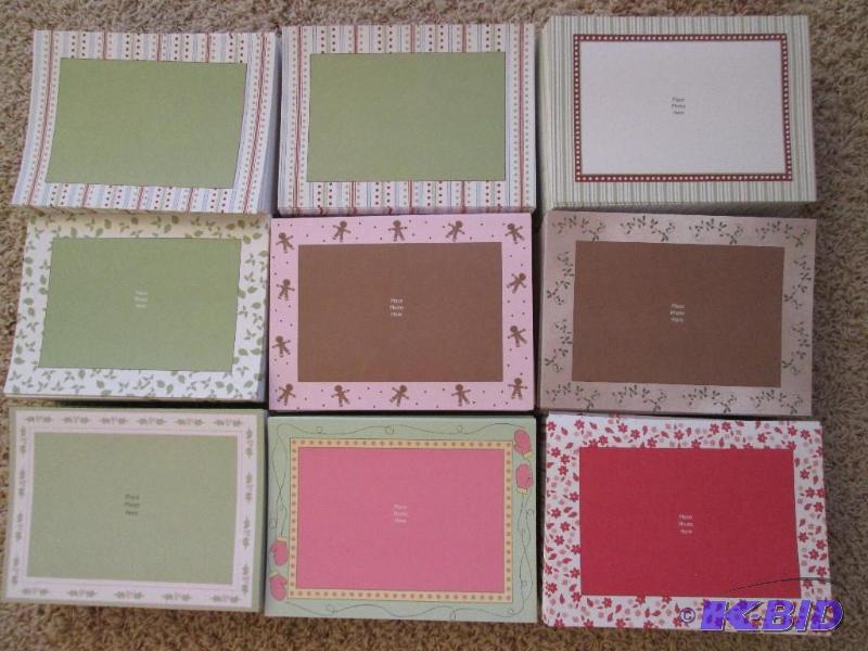 Lot of approximately 900 photo greeting card ...