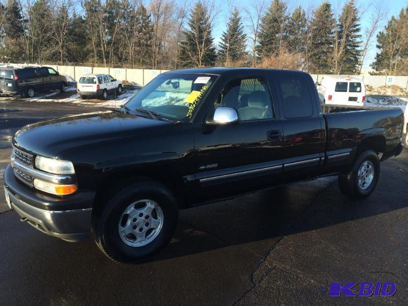 2000 Chevrolet Silverado LS 4X4
