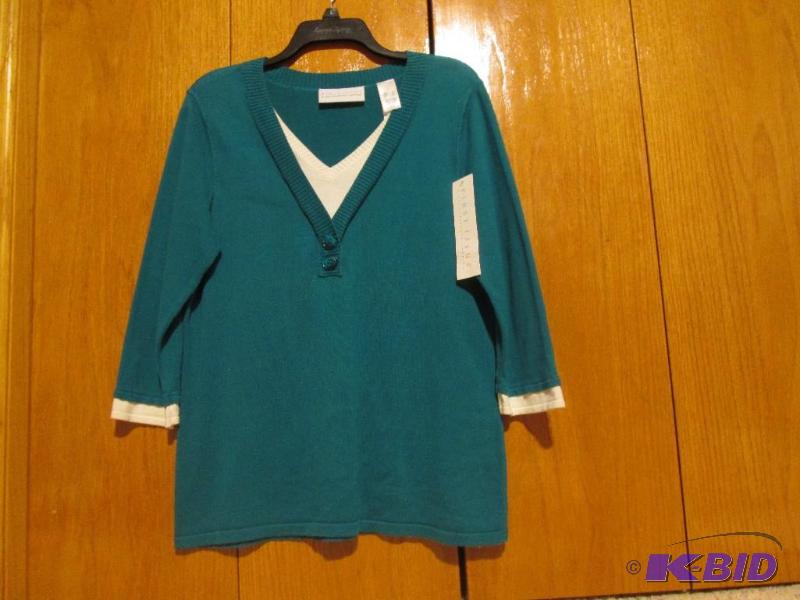 lot 84 image: First Issue a Liz Claiborne Company aqua and ...