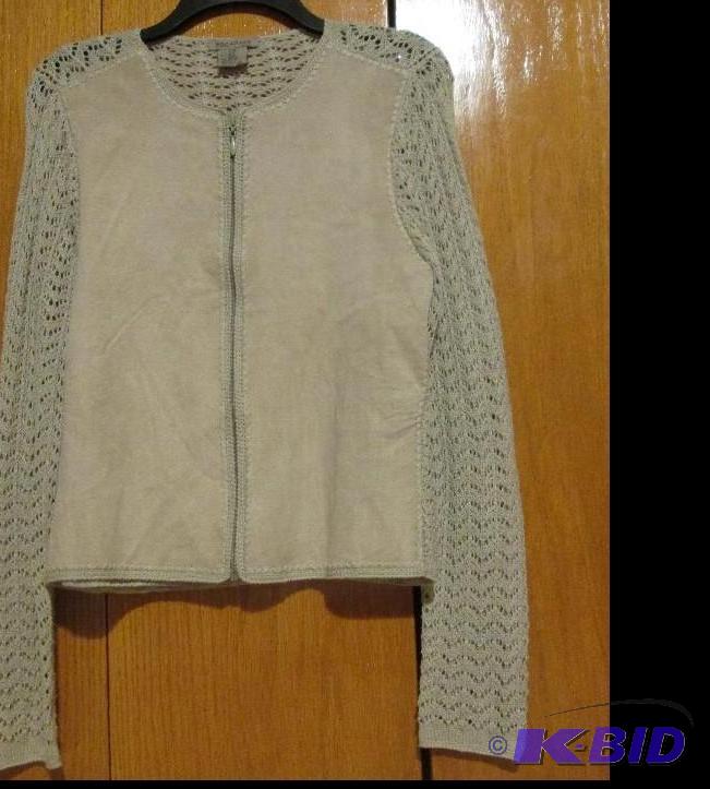 lot 95 image: Escaped cream sweater size PM...