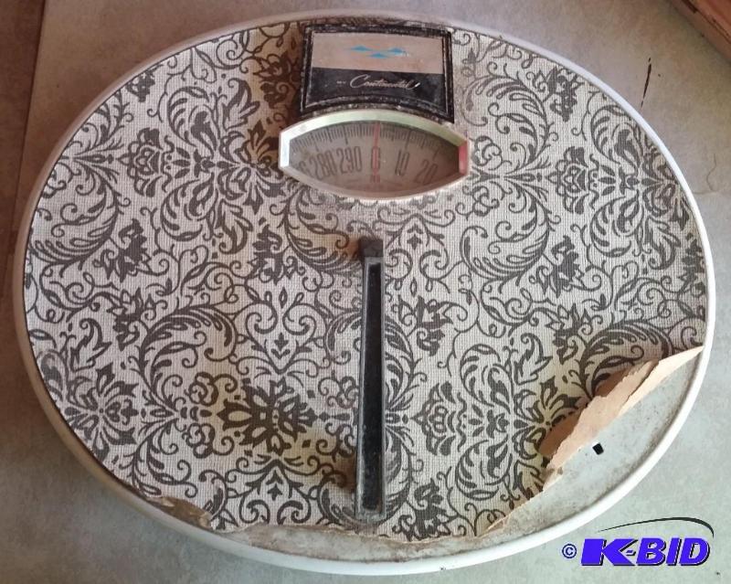 lot 18 image: Vintage Working scale...