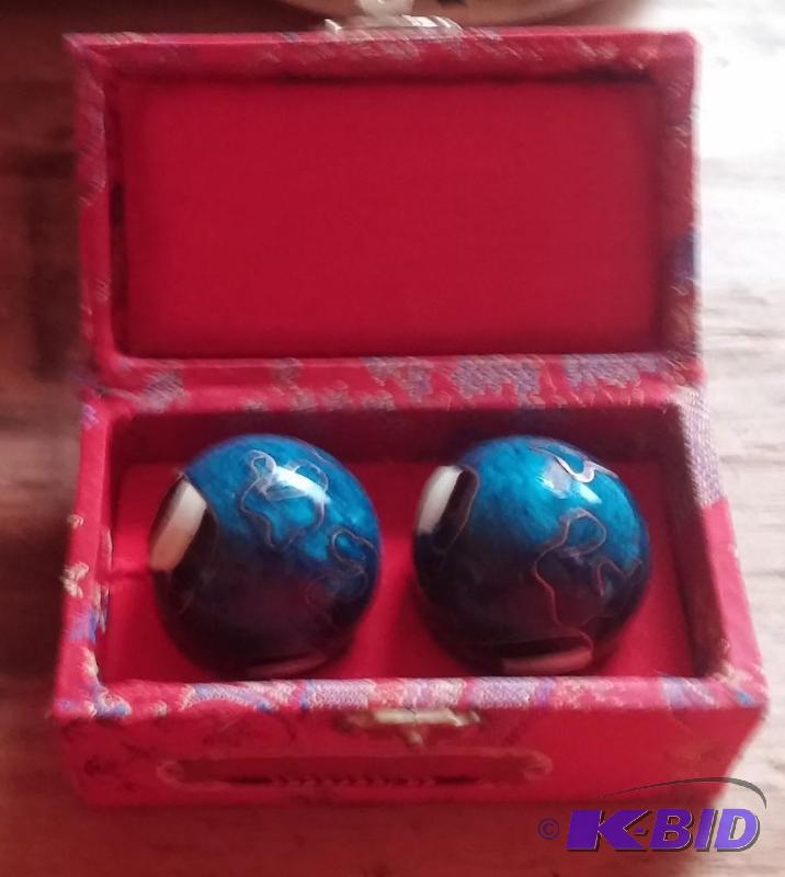 lot 37 image: Asian Chinese Stress Health Balls with Chimes...