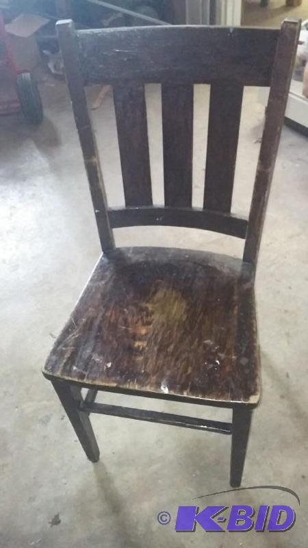 Vinatge Heavy Wooden Chair...