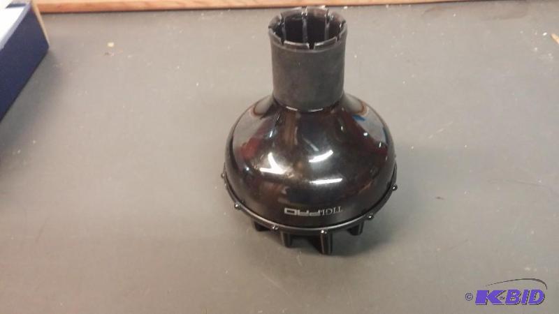 lot 29 image: Hair Diffuser TIGI...