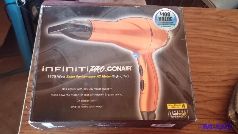 lot 34 image: Conair Blow Dryer...