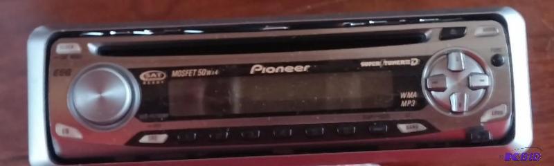 Pioneer Auto Car CD Player...