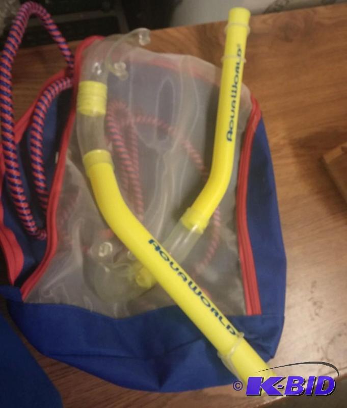 2 Snorkels, jump rope and backpack....