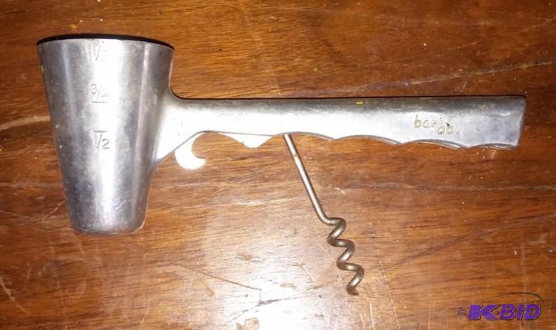Vintage BAR Shot Glass Pourer with Built in c...