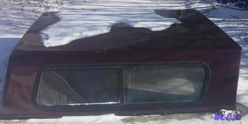 Truck Topper, in excellent condition. Full Si...