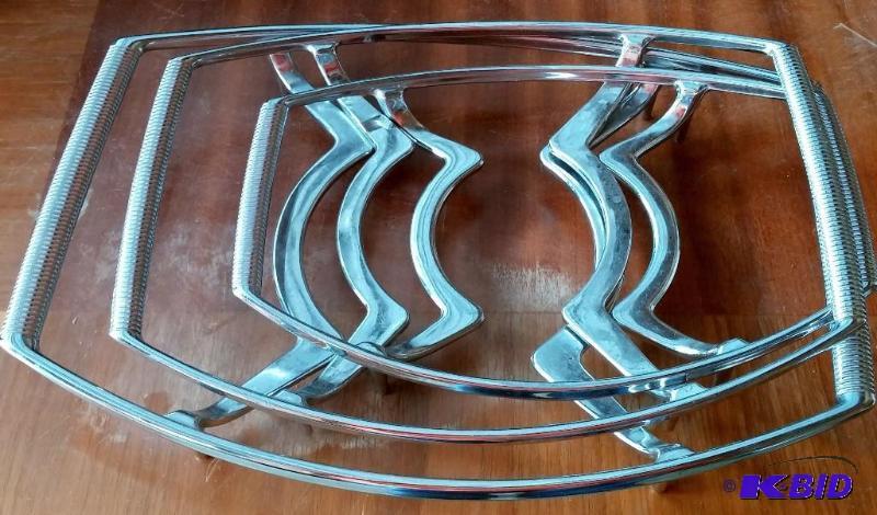 Lot of 3 Corning Ware dish cradles...