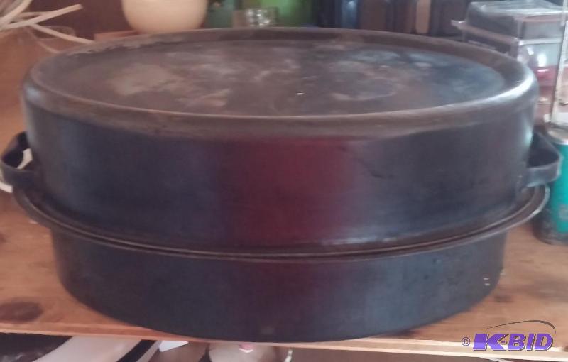 Vintage Nesco Large Roaster...