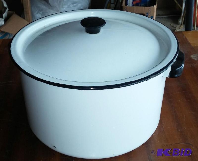 Enamel large kettle pot...