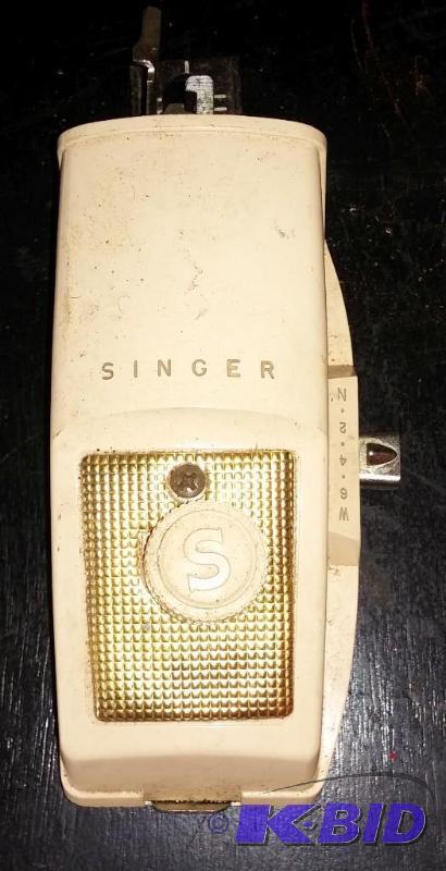 Singer Button Holer...
