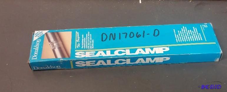 Donaldson Exhaust seal clamp...