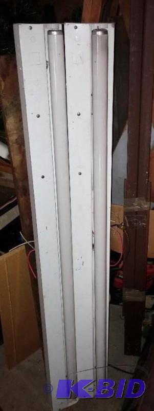 Lot of 2 Light Fixtures...