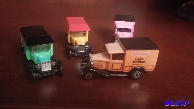 4 Vintage Matchbox Kelloggs Trucks...