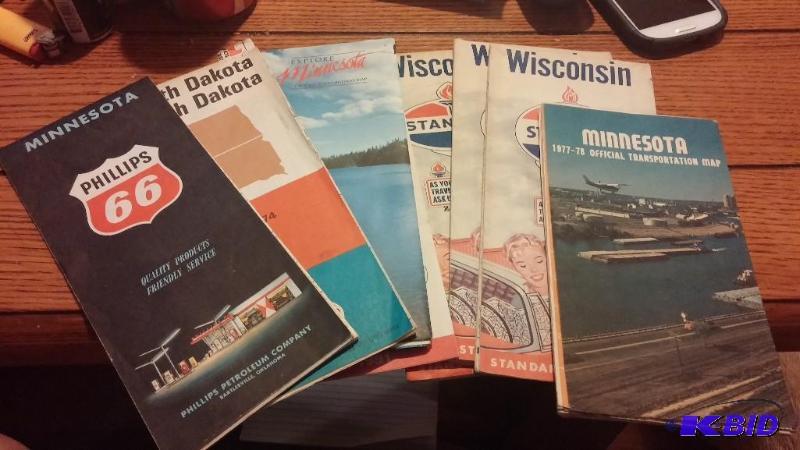 Lot of vintage maps...