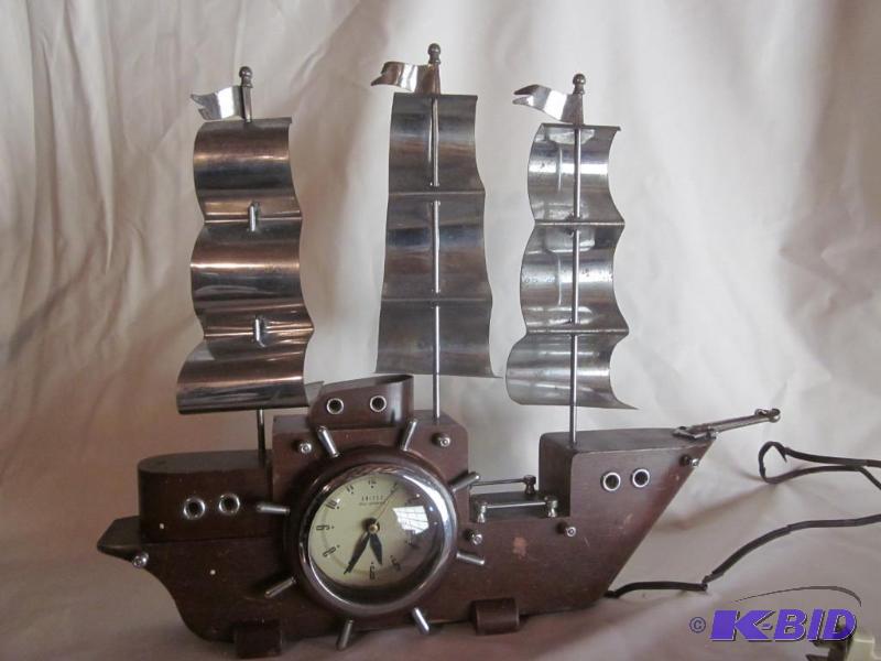 Vintage United self starting wood and metal s...