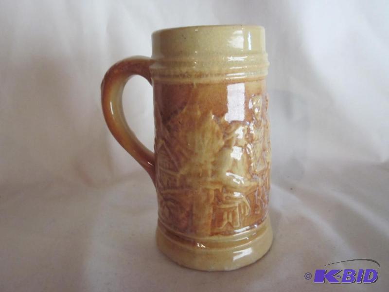 Early Hull # 492 ceramic Stein, no chips or c...