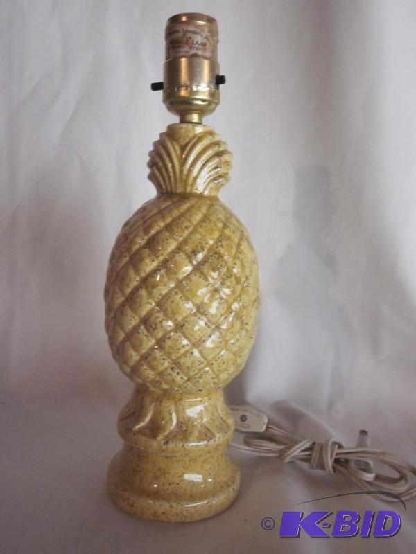 Mid Century yellow glaze pineapple lamp, unkn...