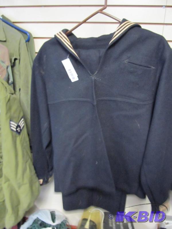 lot 42 image: US Navy uniform shirt and pants med