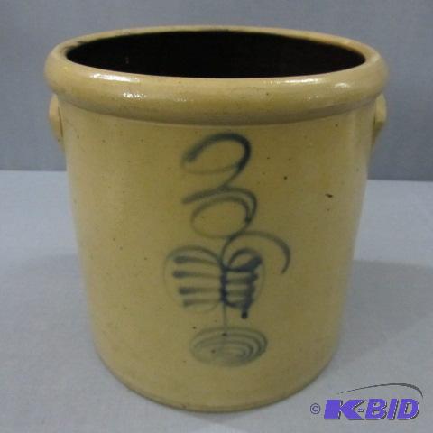 lot 102 image: Salt Glaze No 3 Crock
