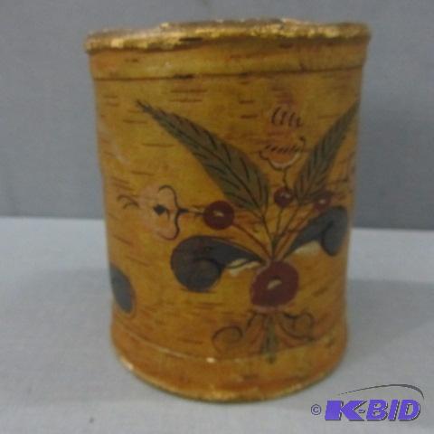 lot 107 image: Birch Bark Container