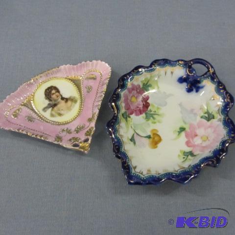 lot 112 image: Victorian Fan Dishes