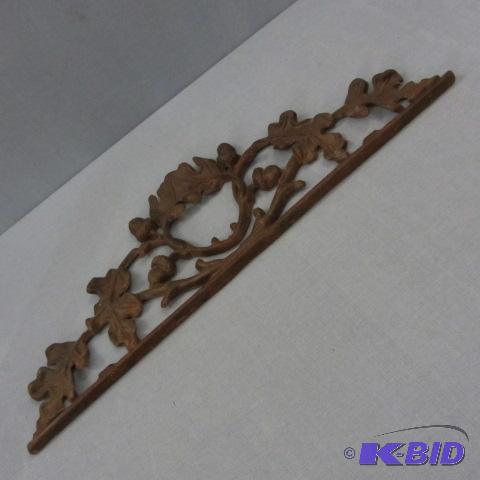 lot 125 image: Ornamental Iron