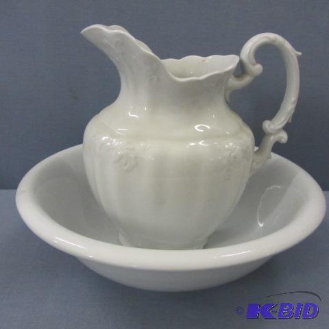 lot 130 image: English Ironstone Pitcher & Bowl
