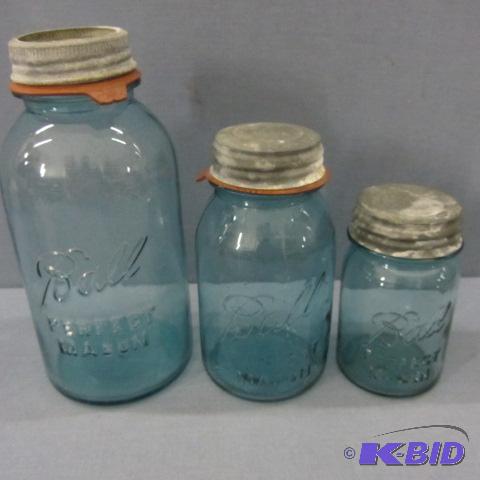lot 142 image: Vintage Blue Canning Jars