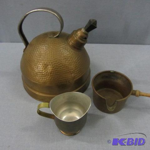 lot 154 image: Copper Teapot, Measure