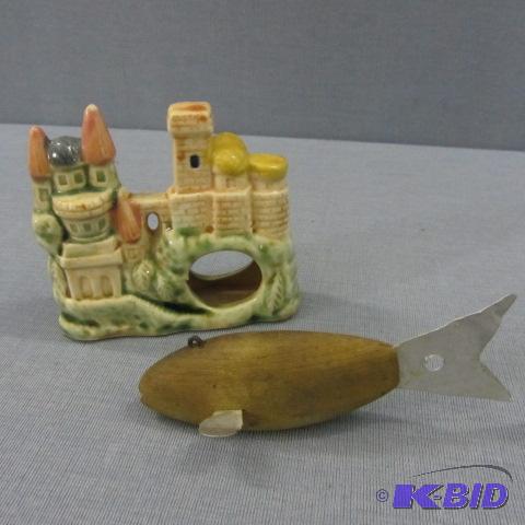lot 36 image: Vintage Fishing Lure, Castle