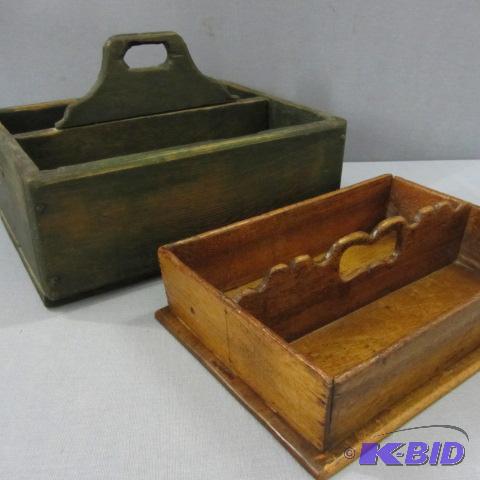 lot 52 image: Vintage Trays