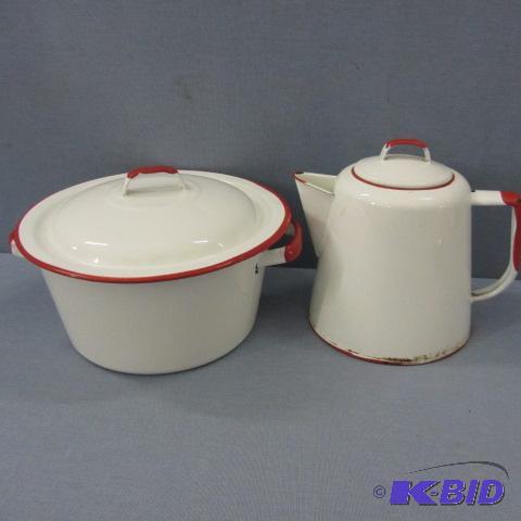 lot 59 image: Vintage Enamelware