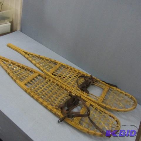 lot 77 image: Vintage Snow Shoes
