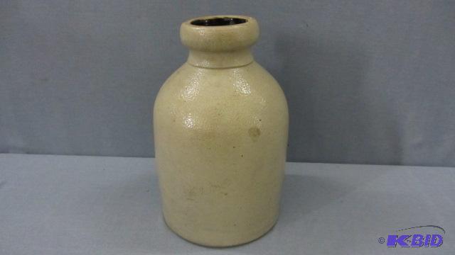 lot 8 image: Stoneware Canning Jar