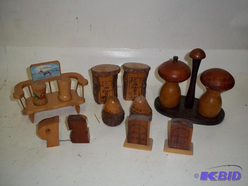 LOT OF 6 WOOD SALT AND PEPPER SHAKER SETS...