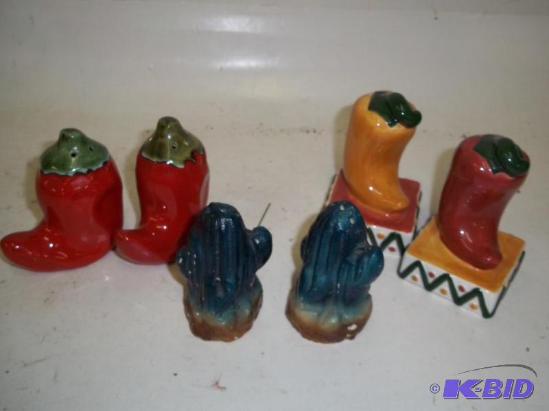 3 PAIR OF MEXICAN SALT AND PEPPER SHAKER SETS...