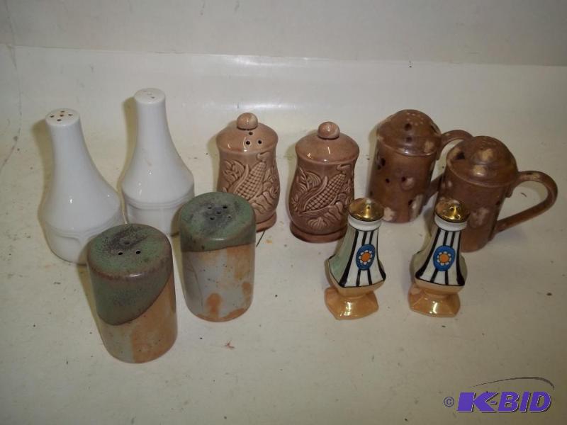 LOT OF 5 PORCELAIN SALT AND PEPPER SHAKER SET...