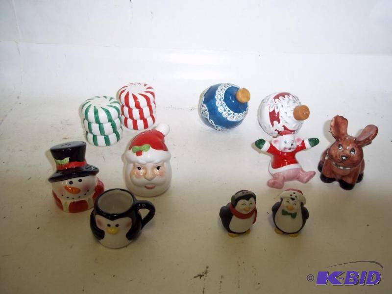 LOT OF 5 PORCELAIN SALT AND PEPPER SHAKER SET...