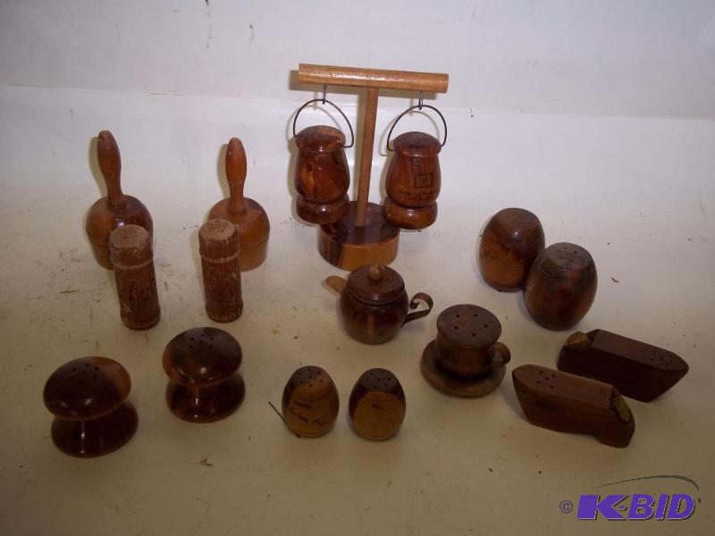 LOT OF 8 WOOD SALT AND PEPPER SHAKERS SETS...