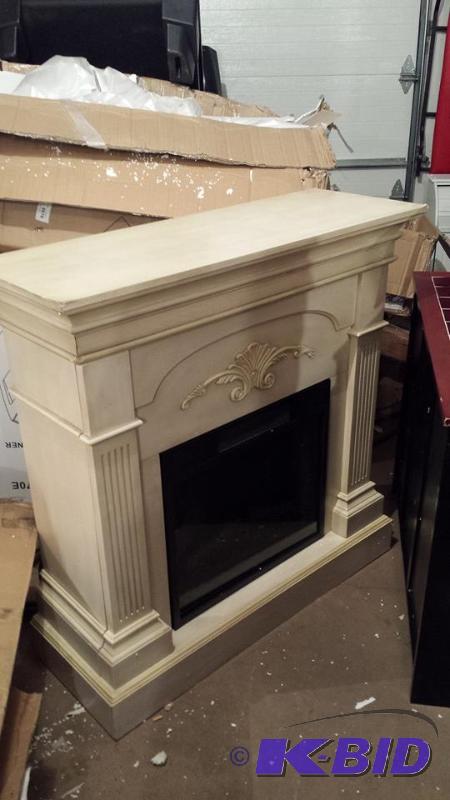 Electric Fireplace with mantle. 42x42....