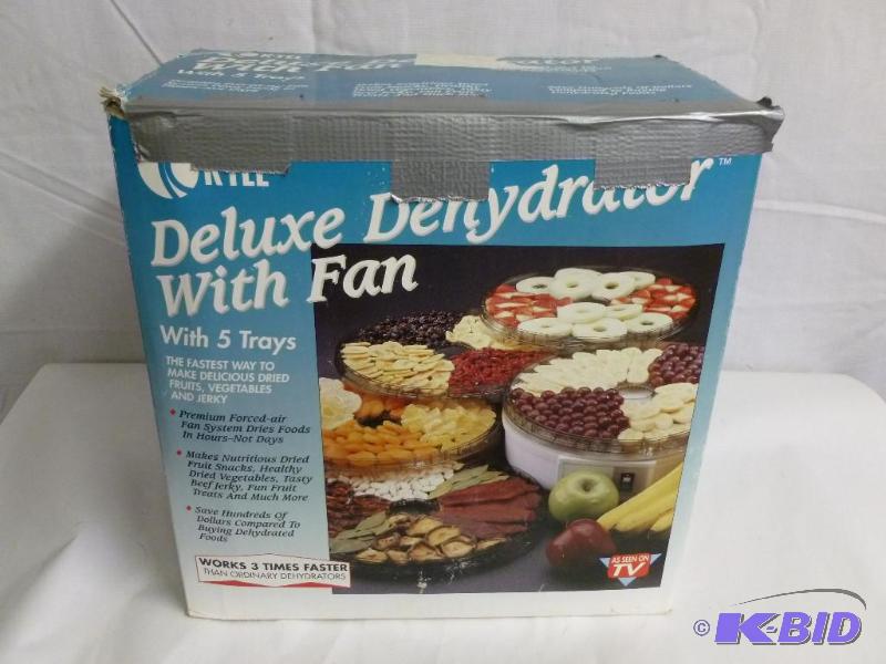 Deluxe Dehydrator with Fan