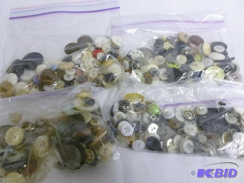 Large Lot of Vintage Buttons.